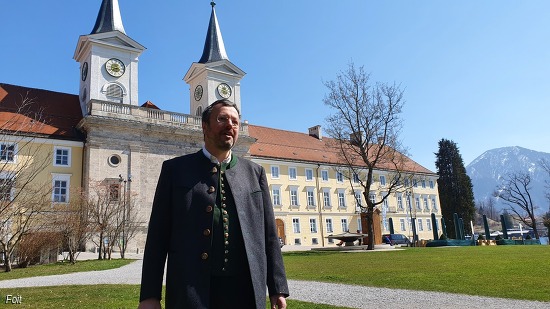 Video Vortrag: Kirchenführung in der Klosterkirche Tegernsee durch Dr. Roland Götz